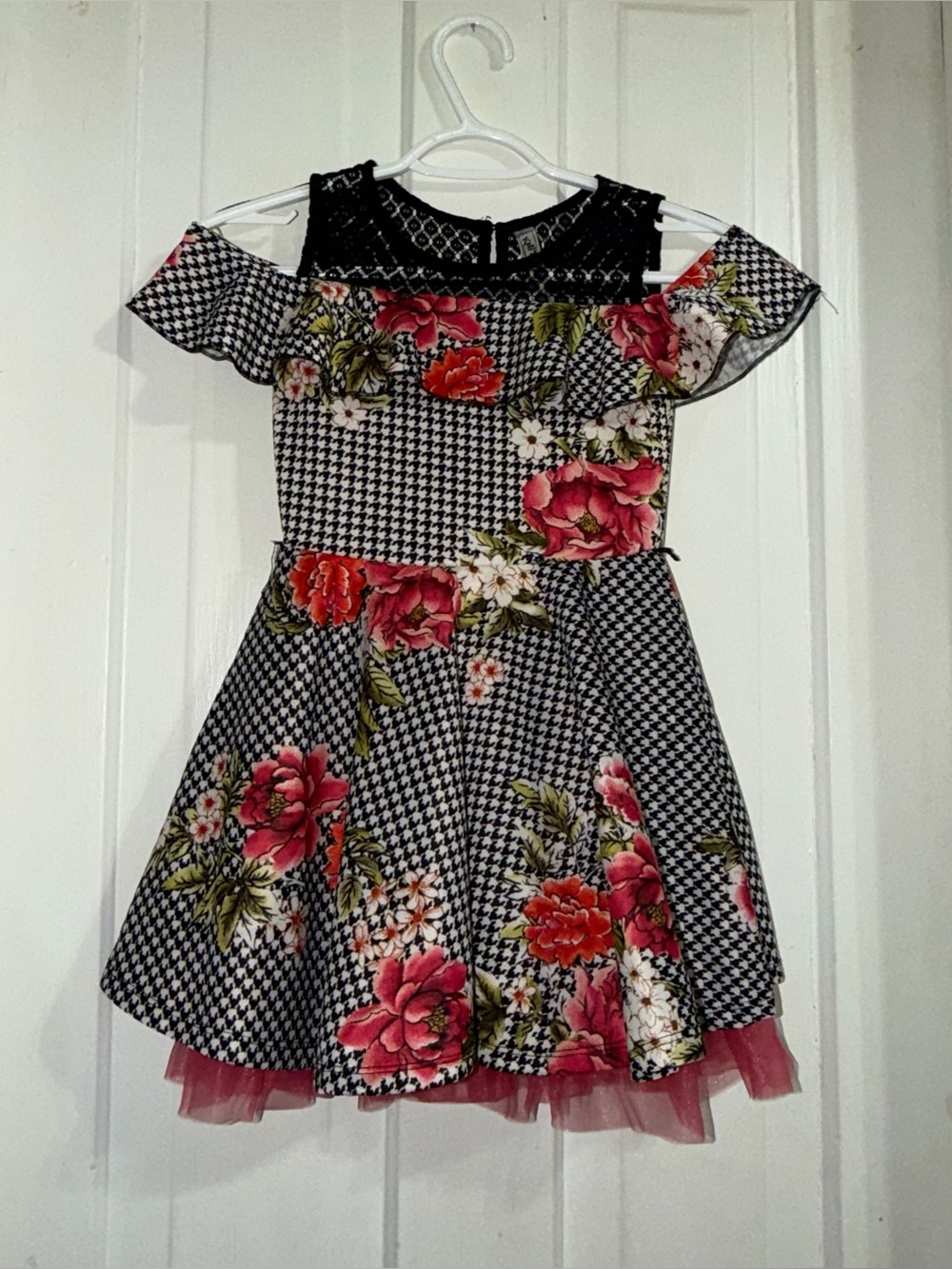 Girls size 8 dress Black Houndstooth Floral Off-Shoulder Dress